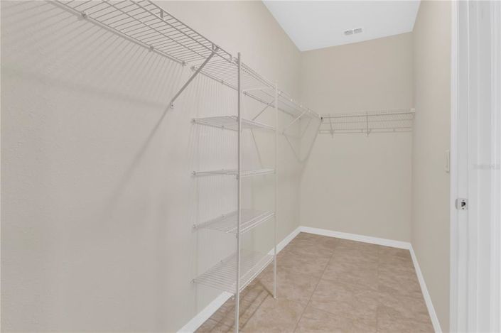 Image No.14-3 Bed Property for sale