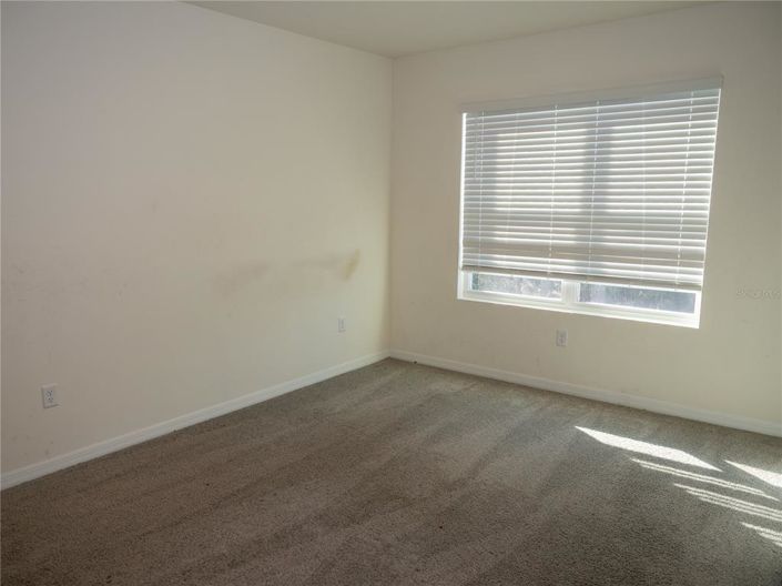 Image No.17-5 Bed Property for sale