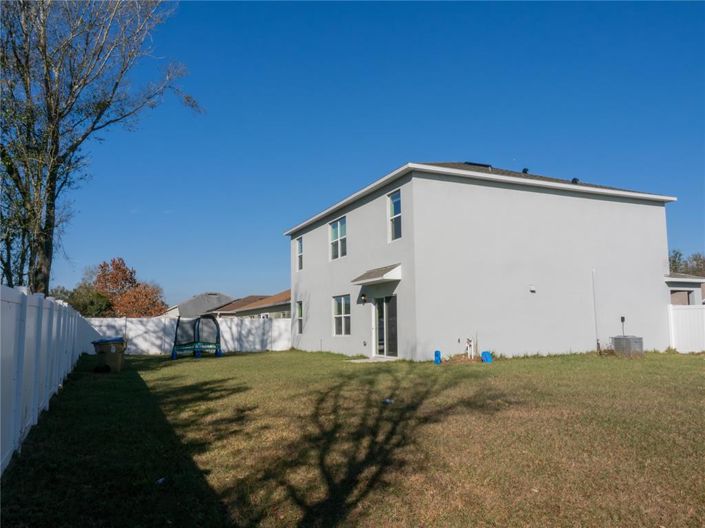 Image No.28-5 Bed Property for sale