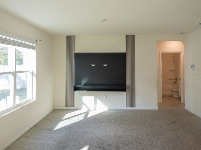 Image No.9-5 Bed Property for sale