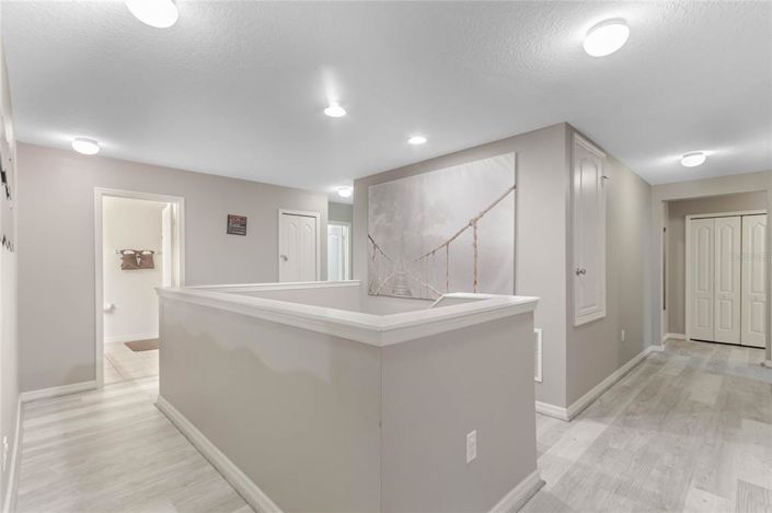 Image No.15-6 Bed Property for sale