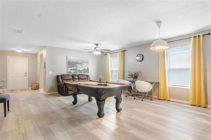 Image No.7-6 Bed Property for sale