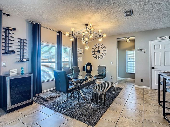 Image No.19-5 Bed Property for sale