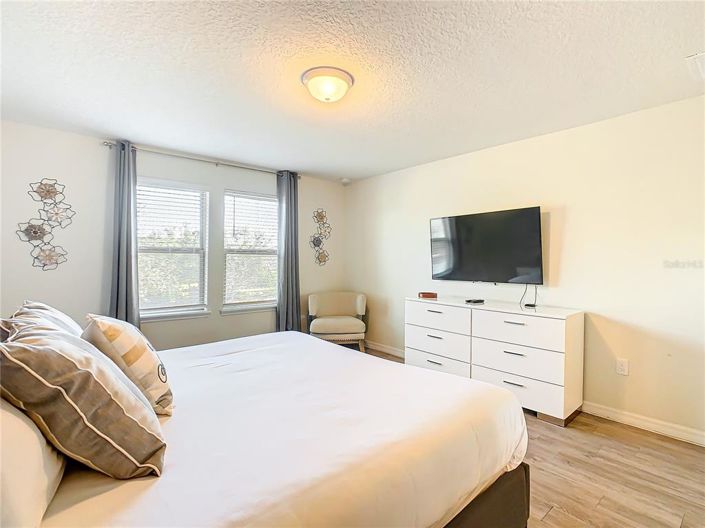 Image No.13-5 Bed Townhouse for sale