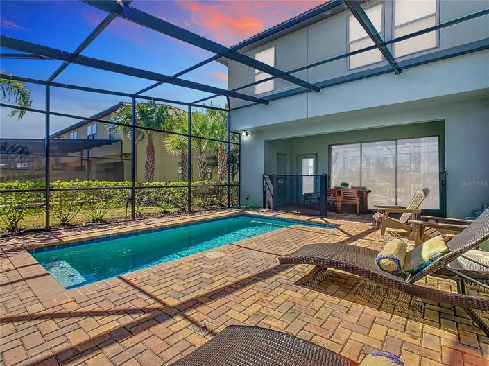 Image No.2-5 Bed Townhouse for sale