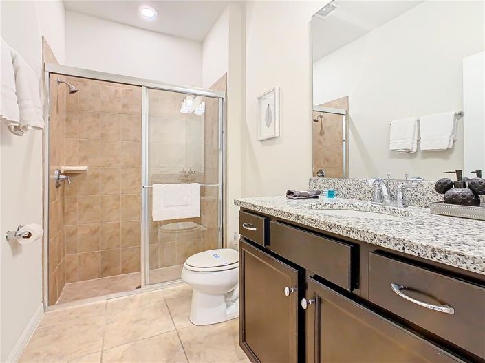 Image No.26-5 Bed Townhouse for sale