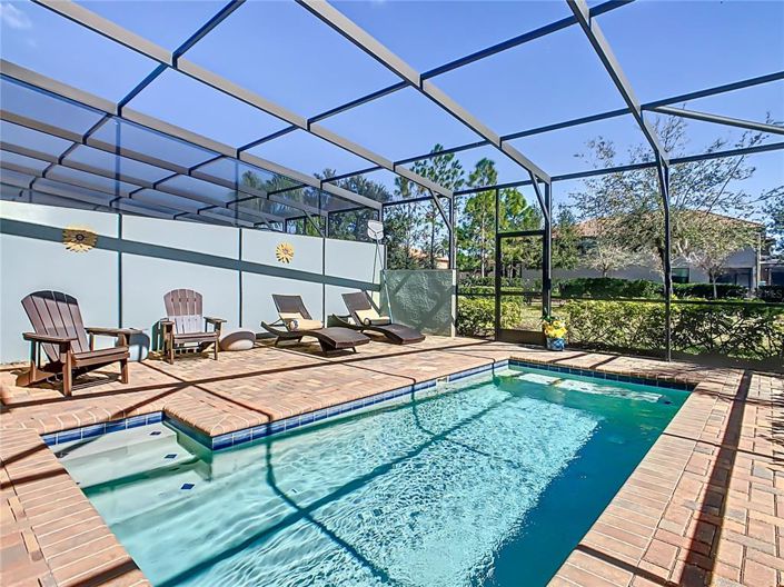 Image No.36-5 Bed Townhouse for sale