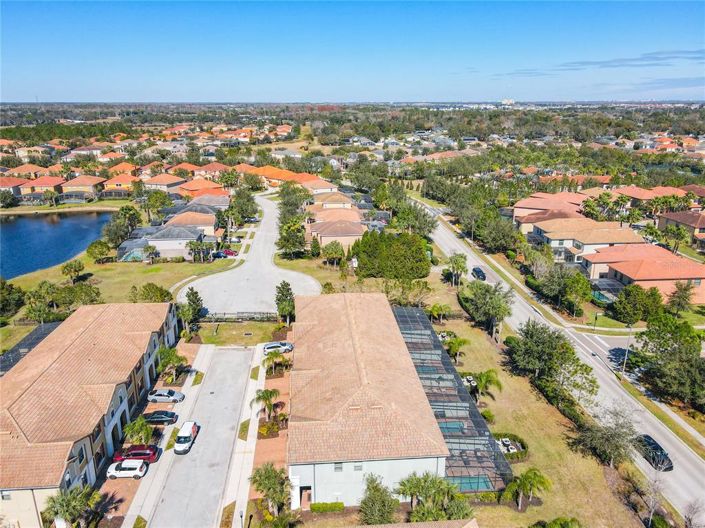 Image No.37-5 Bed Townhouse for sale