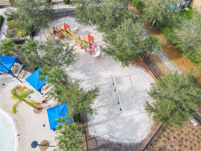 Image No.40-5 Bed Townhouse for sale