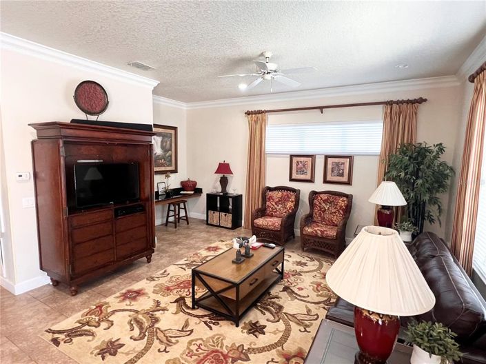 Image No.4-4 Bed Property for sale