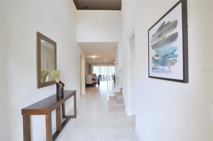 Image No.2-8 Bed Property for sale