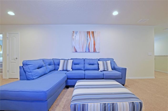 Image No.24-8 Bed Property for sale