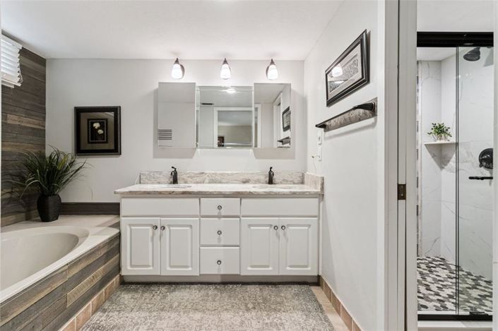 Image No.12-3 Bed Townhouse for sale