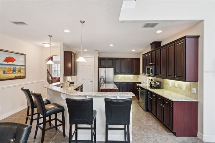 Image No.10-5 Bed Property for sale