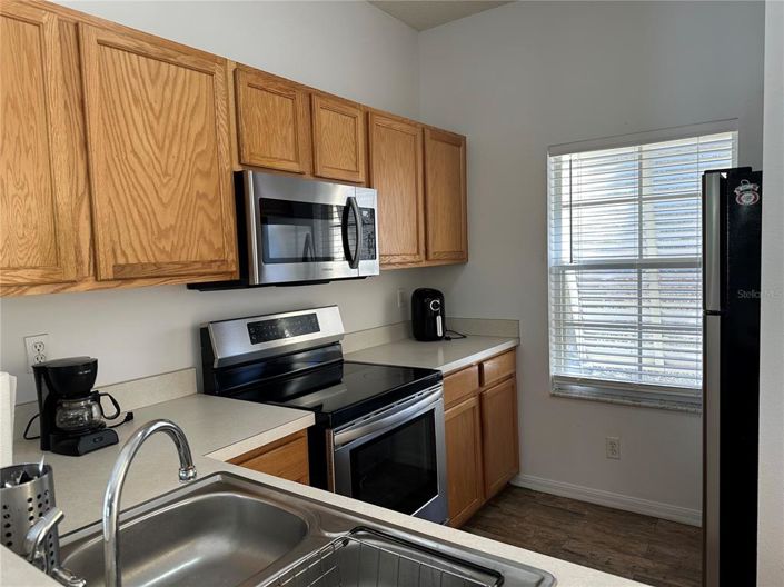 Image No.12-3 Bed Townhouse for sale