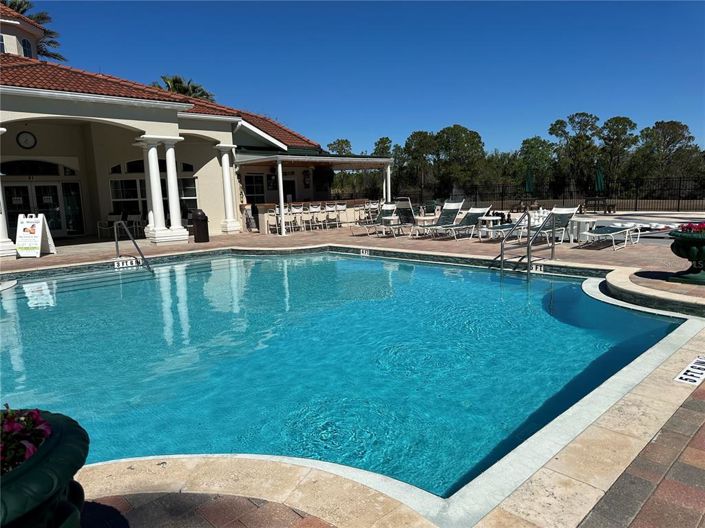 Image No.23-3 Bed Townhouse for sale