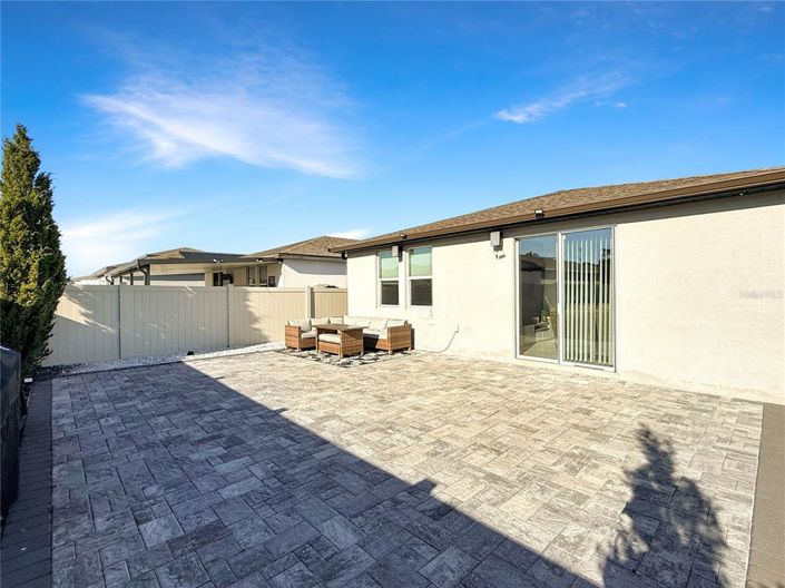 Image No.25-3 Bed Property for sale