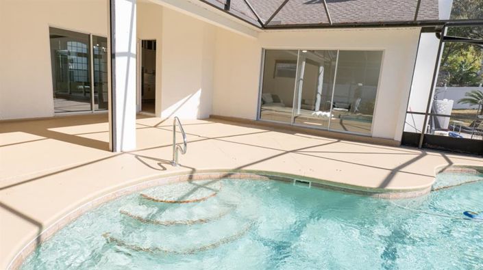 Image No.20-4 Bed Property for sale