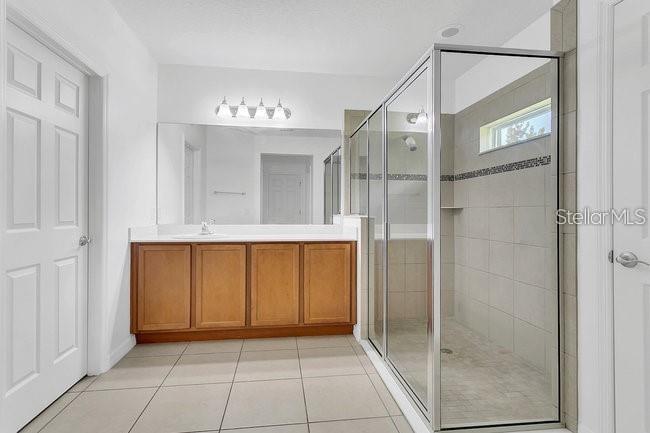 Image No.9-3 Bed Property for sale