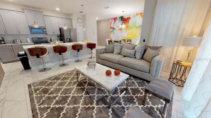 Image No.18-4 Bed Townhouse for sale