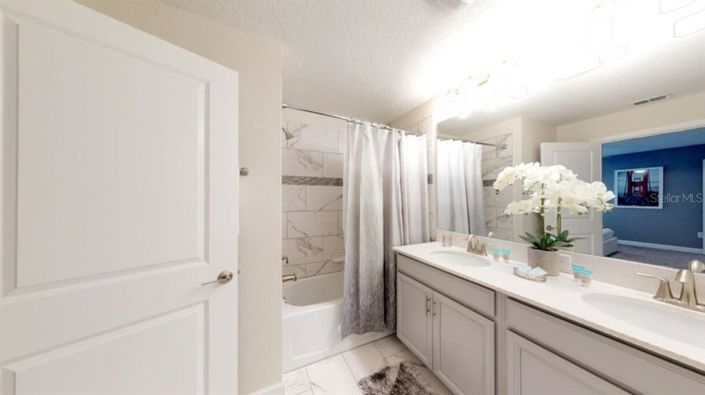 Image No.7-4 Bed Townhouse for sale