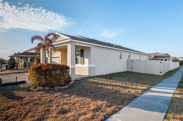 Image No.3-4 Bed Property for sale