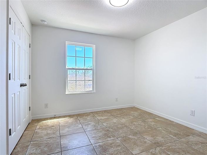 Image No.18-5 Bed Property for sale