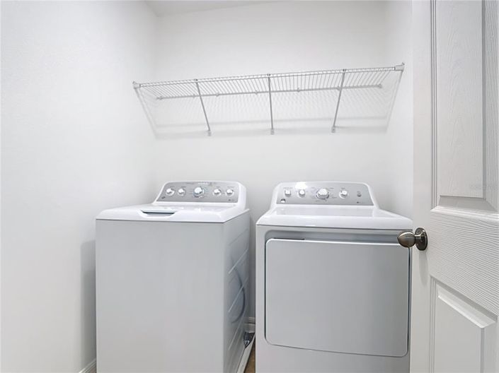 Image No.38-5 Bed Property for sale