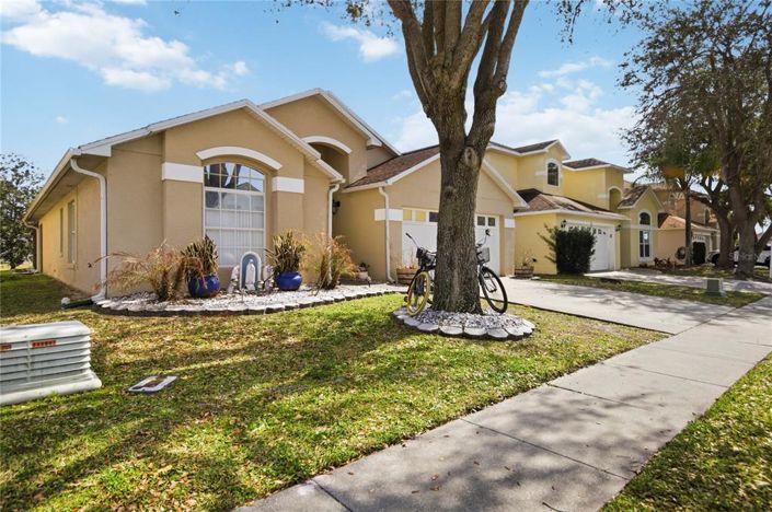 Image No.5-Propriété de 4 chambres à vendre à Kissimmee