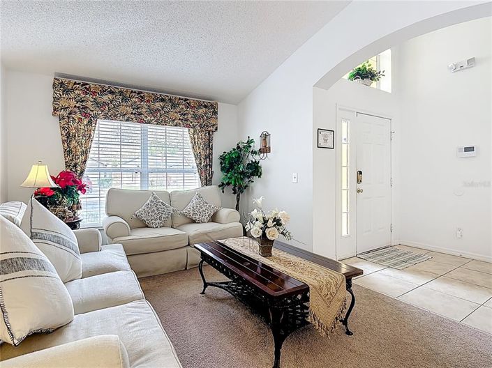 Image No.6-4 Bed Property for sale