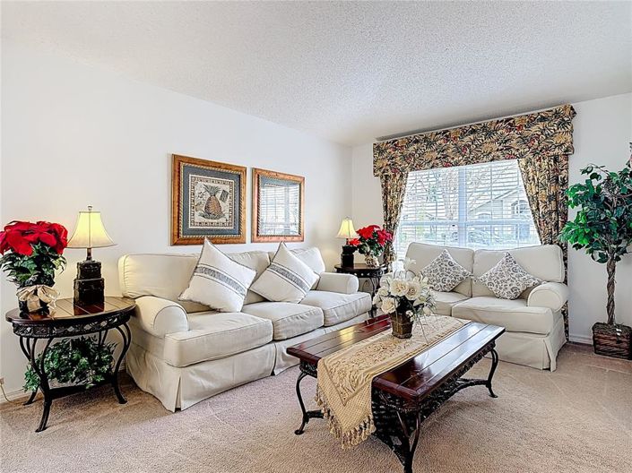 Image No.7-4 Bed Property for sale