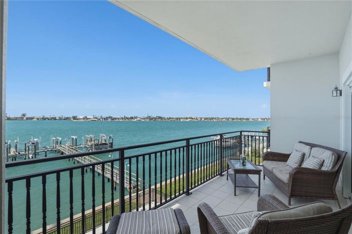 Image No.28-3 Bed Property for sale