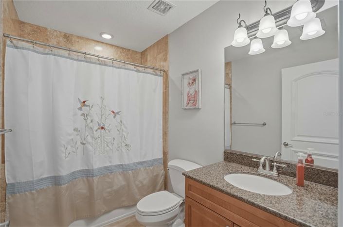 Image No.38-3 Bed Property for sale