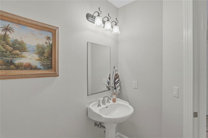 Image No.40-3 Bed Property for sale