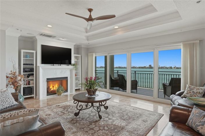 Image No.6-3 Bed Property for sale