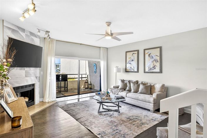 Image No.17-2 Bed Townhouse for sale