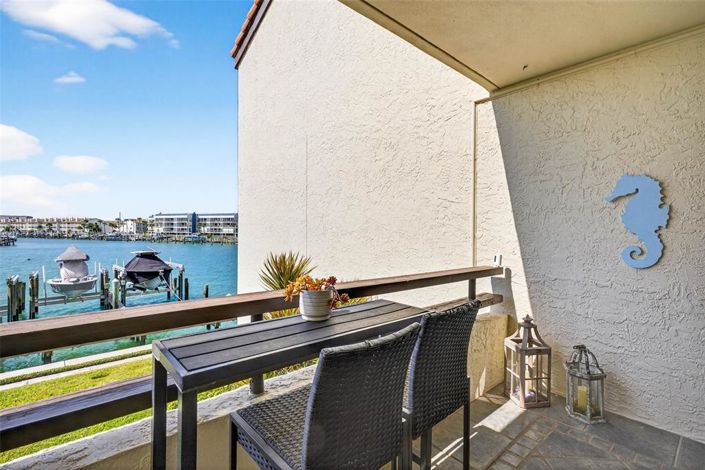 Image No.24-2 Bed Townhouse for sale