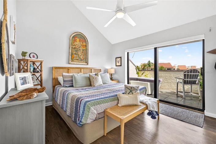 Image No.27-2 Bed Townhouse for sale