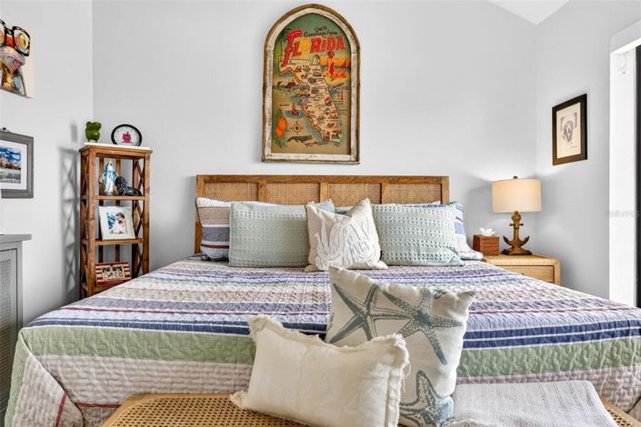 Image No.29-2 Bed Townhouse for sale