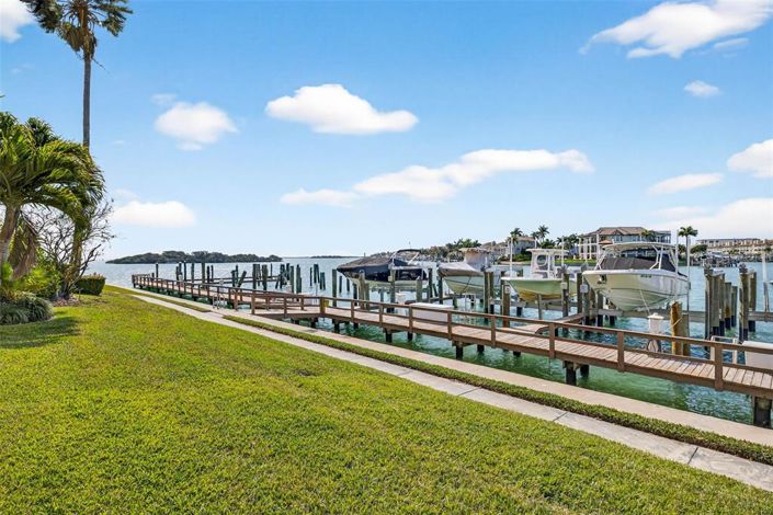 Image No.53-2 Bed Townhouse for sale