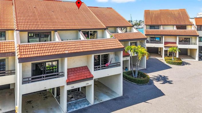 Image No.57-2 Bed Townhouse for sale