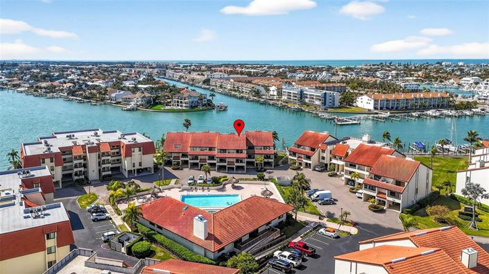 Image No.59-2 Bed Townhouse for sale