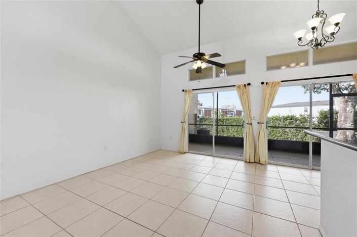 Image No.10-2 Bed Townhouse for sale