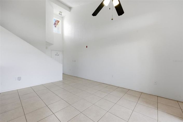 Image No.11-2 Bed Townhouse for sale