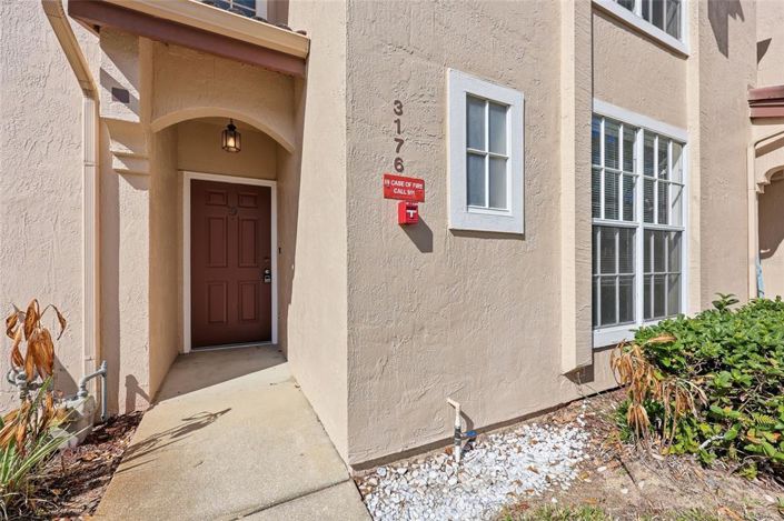 Image No.2-2 Bed Townhouse for sale