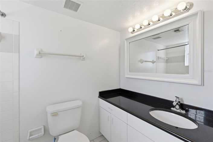 Image No.24-2 Bed Townhouse for sale