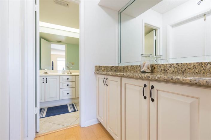 Image No.23-2 Bed Property for sale