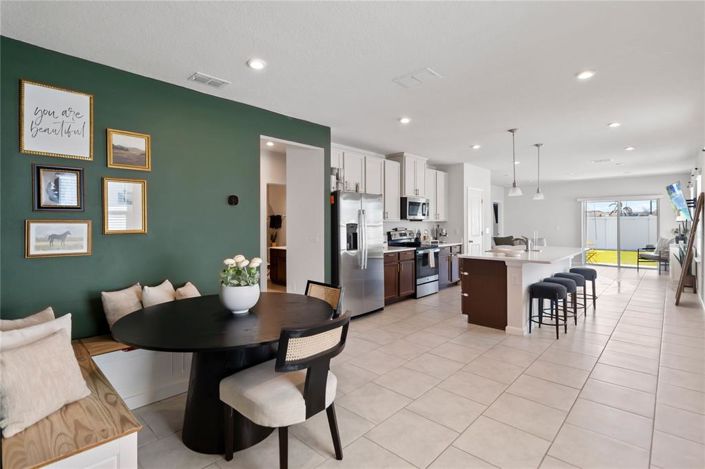 Image No.4-3 Bed Property for sale