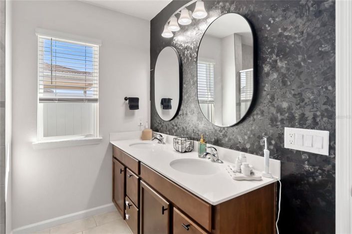 Image No.6-3 Bed Property for sale