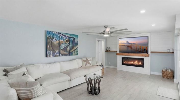 Image No.15-4 Bed Property for sale